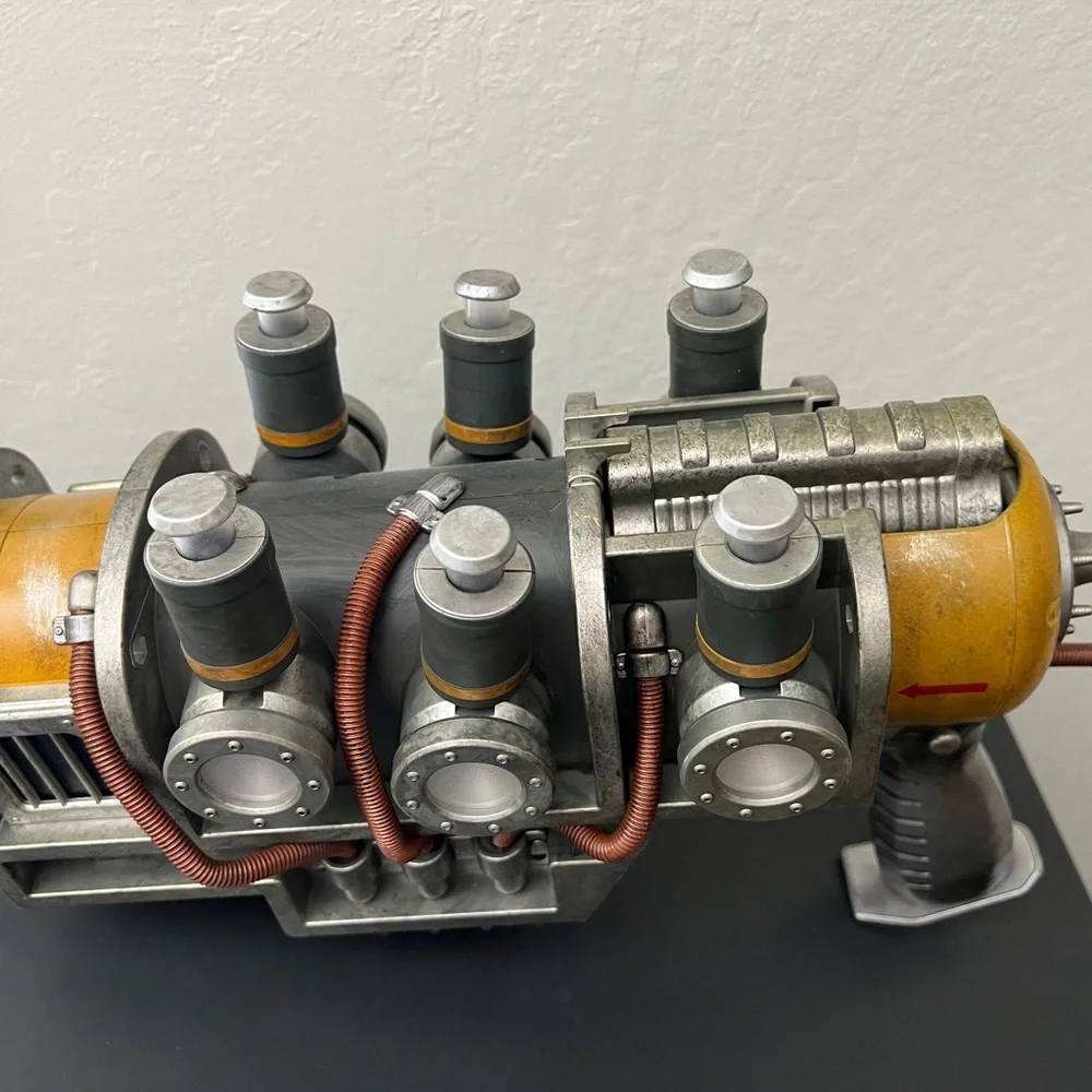 Fallout Plasma Pistol 1:1 Replica - Chronicle Collectibles Bethesda - Picture 9 of 9